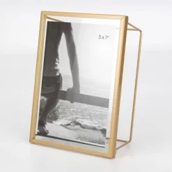 Floating Frame Brass - Project 62™